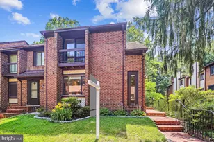 5818 Jacksons Oak Ct, Burke, VA 22015 - Photo 1