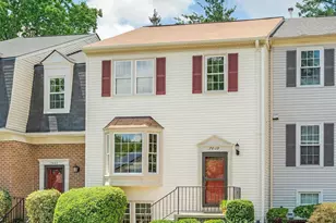 7829 Butterfield Ln, Annandale, VA 22003 - Photo 1