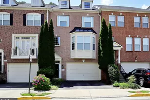 12174 Bridgend Run, Fairfax, VA 22030 - Photo 1