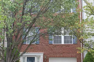 2555 Chase Wellesley Dr, Herndon, VA 20171 - Photo 1