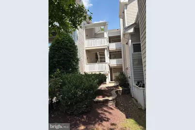 6005 Rosebud Lane #304, Centreville, VA 20121 - Photo 1