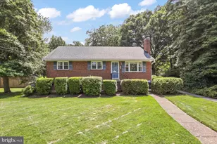 7131 Murray Ln, Annandale, VA 22003 - Photo 1