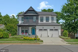 302 Jade Ct NW, Vienna, VA 22180 - Photo 1