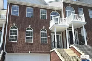 5287 Ballycastle Cir, Alexandria, VA 22315 - Photo 1