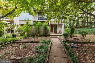 11719 Newbridge Ct, Reston, VA 20191 - Photo 1