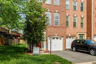 13051 Park Crescent Cir, Herndon, VA 20171 - Photo 1