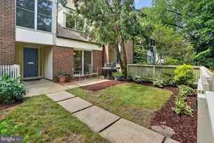 11559 Links Dr, Reston, VA 20190 - Photo 1