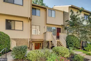 2566 Glengyle Dr, Vienna, VA 22181 - Photo 1
