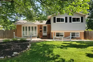 4517 Mayfield Dr, Annandale, VA 22003 - Photo 1