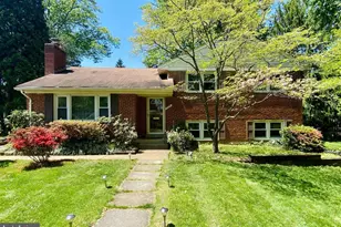 1410 Pathfinder Ln, McLean, VA 22101 - Photo 1