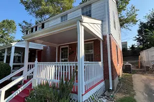 2626 Farmington Dr, Alexandria, VA 22303 - Photo 1