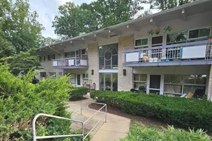 7723 Donnybrook Ct, Annandale, VA 22003 - Photo 1