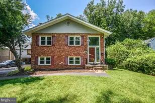 2812 Yeonas Dr, Vienna, VA 22180 - Photo 1