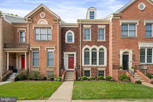 8037 Tanworth Ct, Springfield, VA 22152 - Photo 1