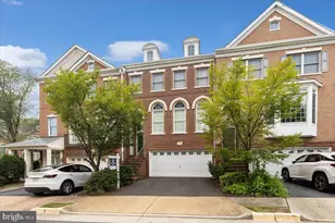 10363 Gershwin Ct, Oakton, VA 22124 - Photo 1