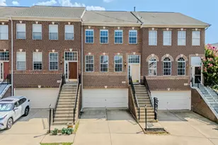 2631 Tarleton Corner Dr, Herndon, VA 20171 - Photo 1