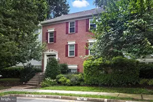 12001 Golf Ridge Ct, Fairfax, VA 22033 - Photo 1