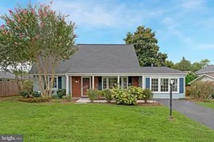 13301 Point Pleasant Dr, Fairfax, VA 22033 - Photo 1