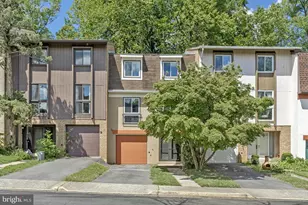 3007 Mission Square Dr, Fairfax, VA 22031 - Photo 1