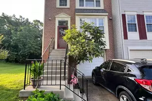 3324 Buckeye Ln, Fairfax, VA 22033 - Photo 1