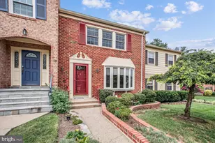 7492 Covent Wood Ct, Annandale, VA 22003 - Photo 1