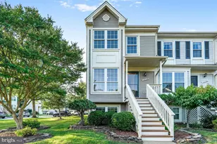 14188 Autumn Cir, Centreville, VA 20121 - Photo 1