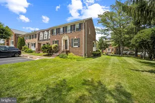 7330 Lewinsville Park Ct, McLean, VA 22101 - Photo 1