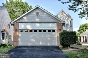 7815 Morning Glen Ln, Alexandria, VA 22315 - Photo 1