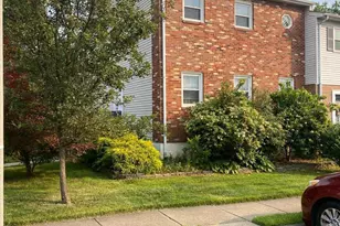 3036 White Birch Ct, Fairfax, VA 22031 - Photo 1