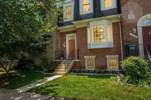 12340 Fox Lake Ct, Fairfax, VA 22033 - Photo 1