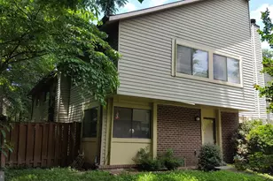 10699 Spring Oak Ct, Burke, VA 22015 - Photo 1