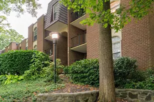 3376 Woodburn Rd, Annandale, VA 22003 - Photo 1