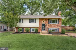 15020 Carlbern Dr, Centreville, VA 20120 - Photo 1