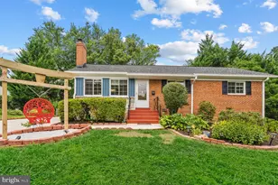 3826 Pickett Ct, Annandale, VA 22003 - Photo 1