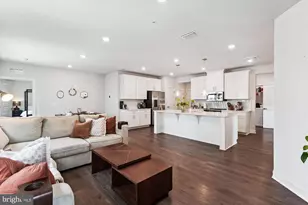 12865 Mosaic Pk Wy, Herndon, VA 20171 - Photo 1