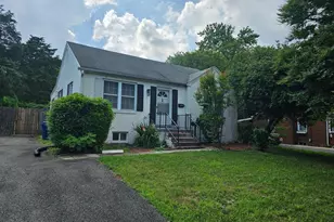 6422 Pickett St, Alexandria, VA 22306 - Photo 1