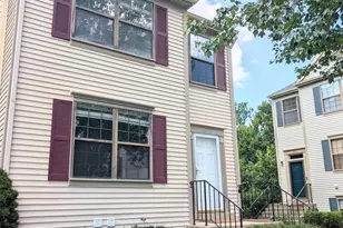 6026 Little Brook Ct, Clifton, VA 20124 - Photo 1