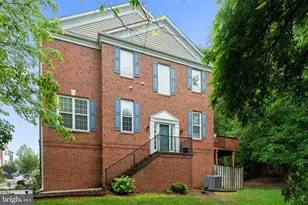 4000 Timber Oak Trl, Fairfax, VA 22033 - Photo 1