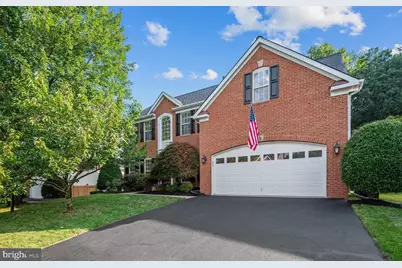 7016 Clifton Knoll Court, Alexandria, VA 22315 - Photo 1