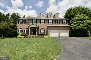 5439 Ashleigh Rd, Fairfax, VA 22030 - Photo 1