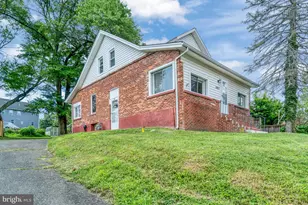 6437 Holyoke Dr, Annandale, VA 22003 - Photo 1