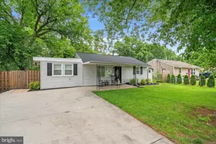 3908 Elmwood Dr, Alexandria, VA 22303 - Photo 1