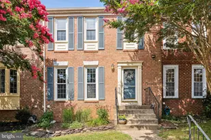 10455 White Granite Ct, Oakton, VA 22124 - Photo 1