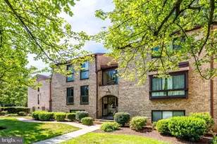 2002 Colts Neck Rd, Reston, VA 20191 - Photo 1