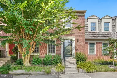 2263 Idylwood Station Lane, Falls Church, VA 22043 - Photo 1