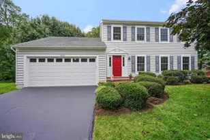 13430 Black Gum Ct, Chantilly, VA 20151 - Photo 1