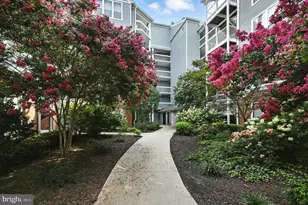 3175 Summit Square Dr, Oakton, VA 22124 - Photo 1