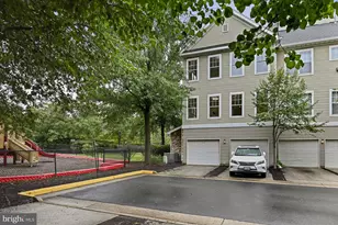 13371 Connor Dr, Centreville, VA 20120 - Photo 1