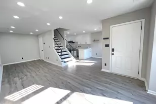 6013 Rabbit Hill Ct, Centreville, VA 20121 - Photo 1