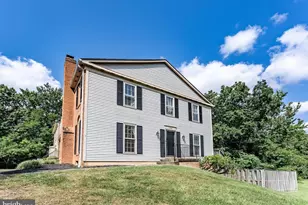 5708 Gladden Ct, Alexandria, VA 22303 - Photo 1